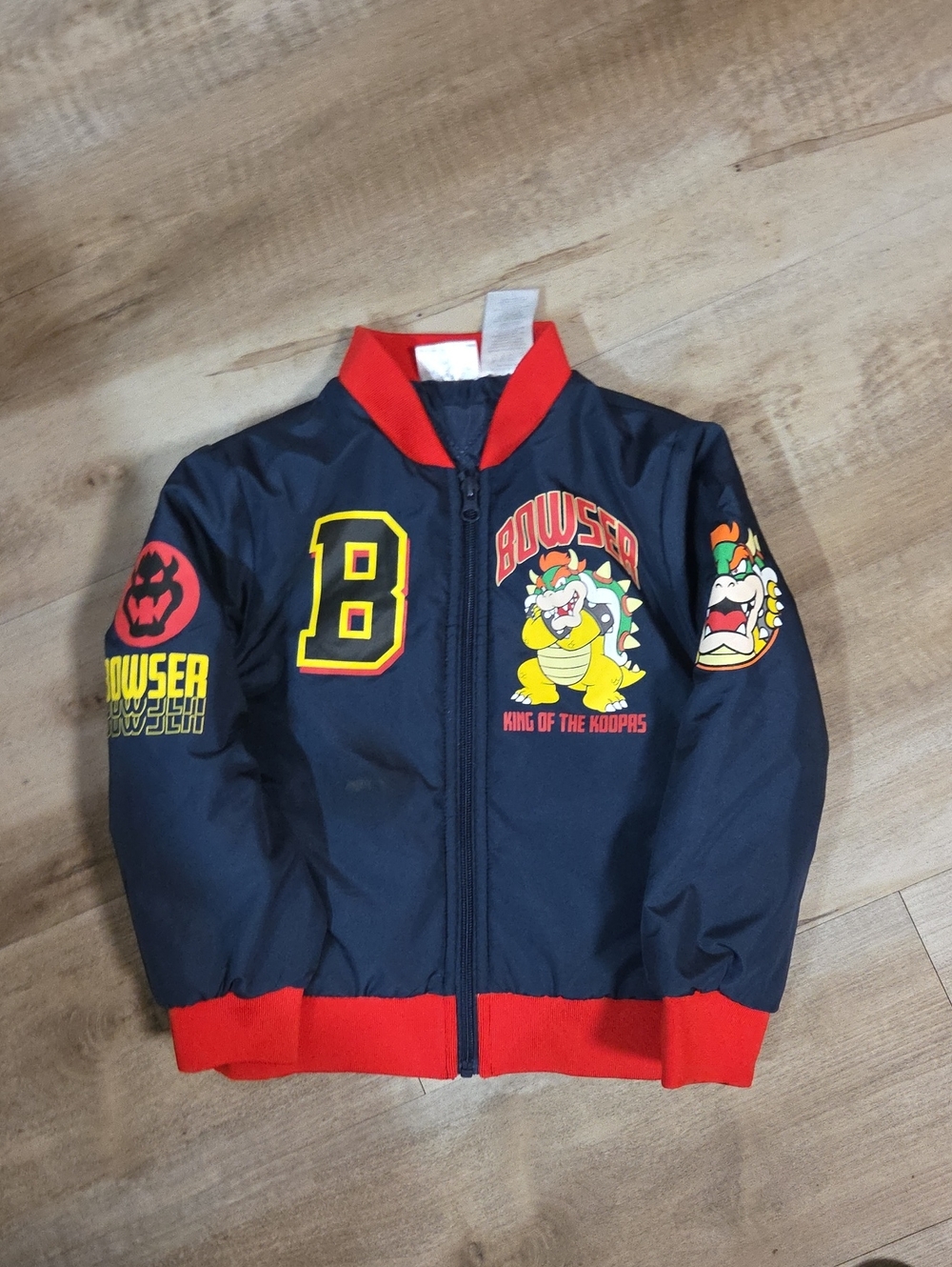 Nintendo Bowser Boys Bomber Jacket..4/5